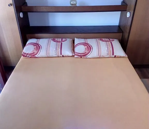 アパート Zdravka ブラチェ